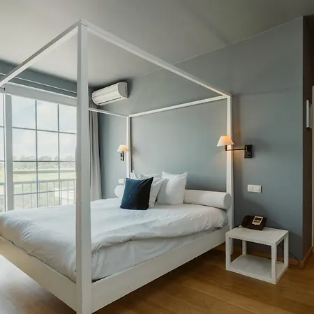 Hotel Du Pecheur 4*