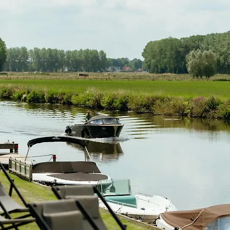 Du Pecheur Hotel 4*